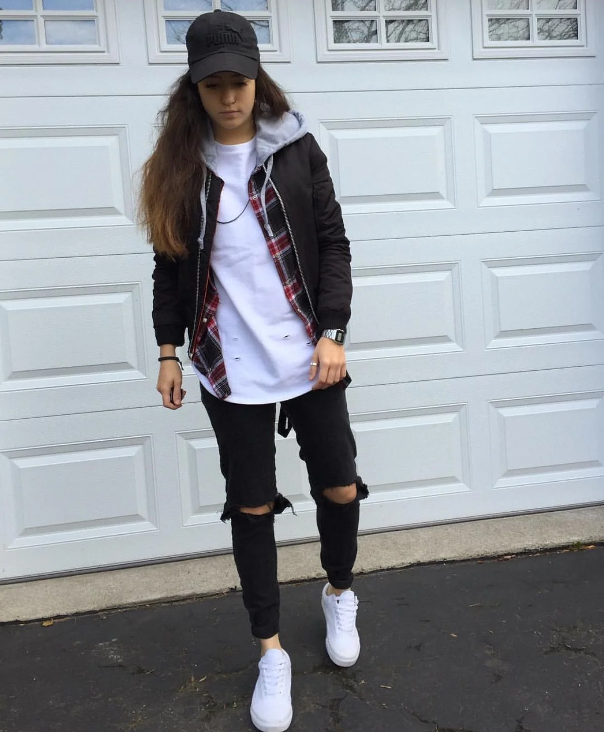 Edgy Grunge-Core Street Style with Ripped Black Jeans