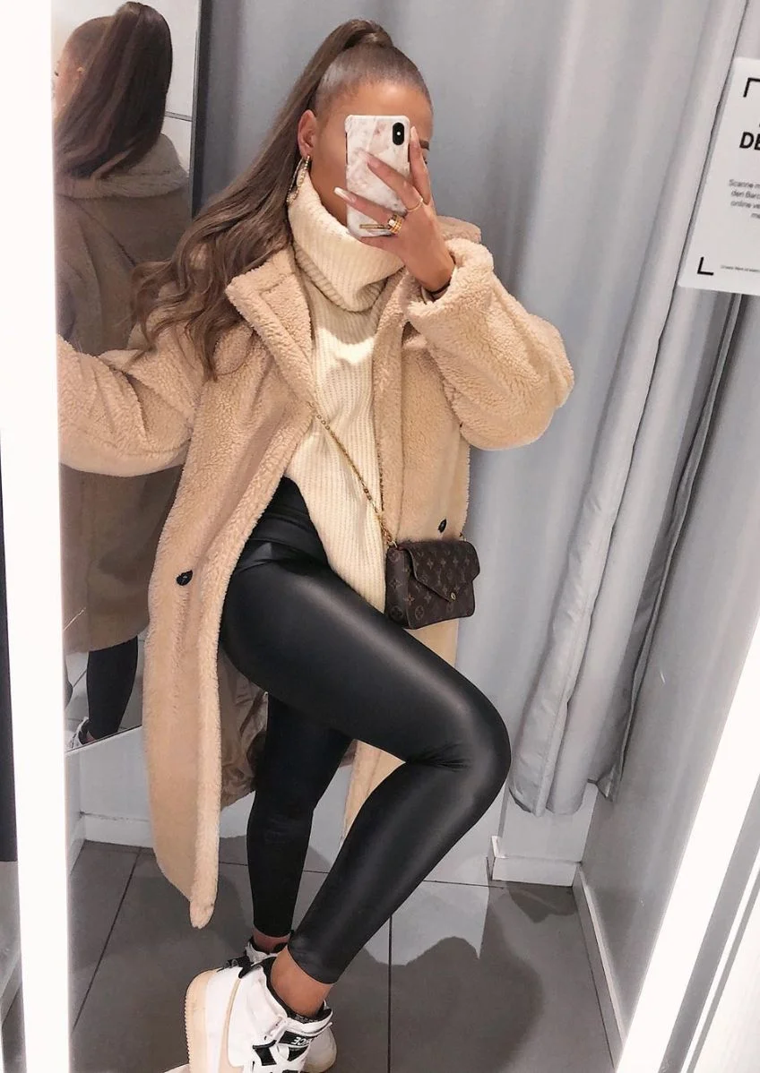 Cozy Chic Autumn Street Style