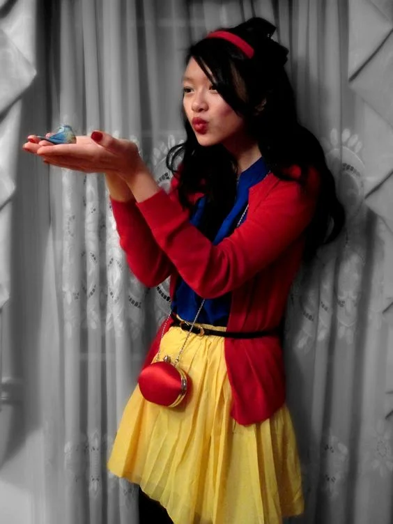 Snow White Core Disneybound