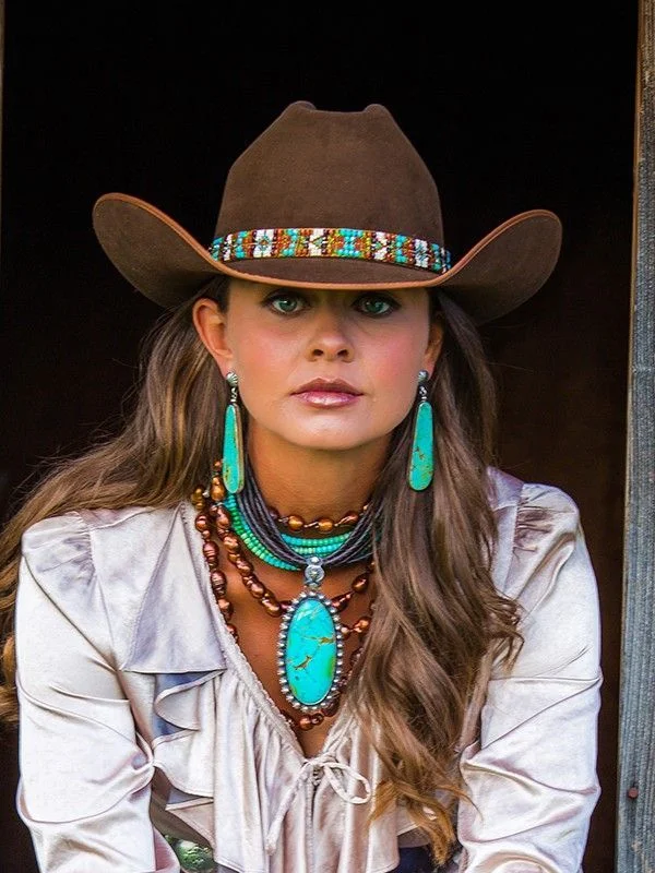 Desert Diva: Western Chic Statement Look